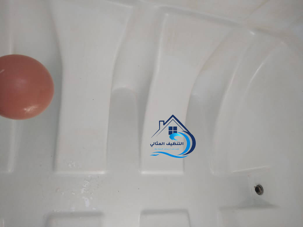 غسيل خزانات مع التعقيم