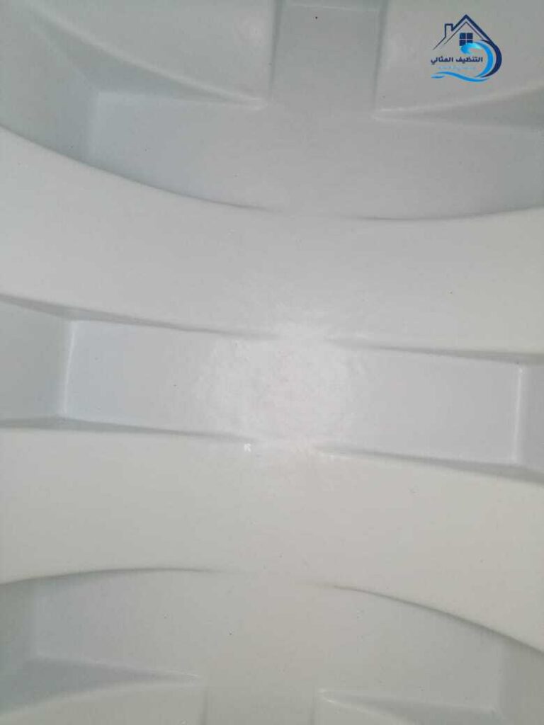 غسيل خزانات مع التعقيم